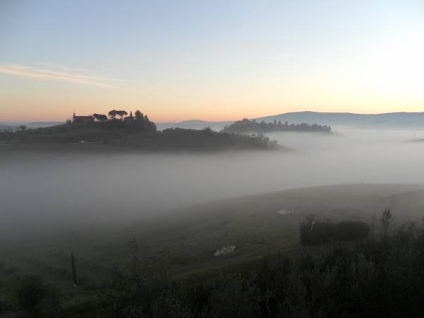 Certaldo Alto e SanGimignano sullo sfondo